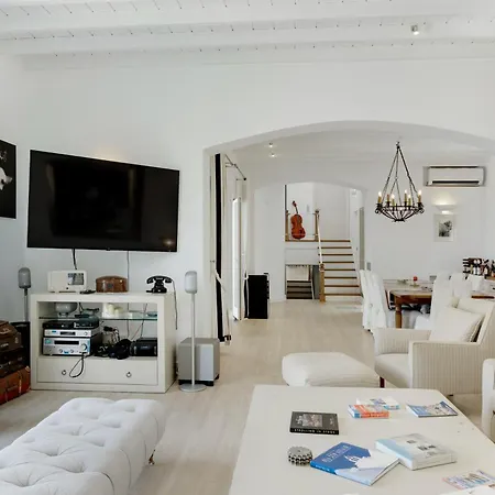 Πανσιόν Blueros - Black Stone Μέγας Γιαλός-Νίτες