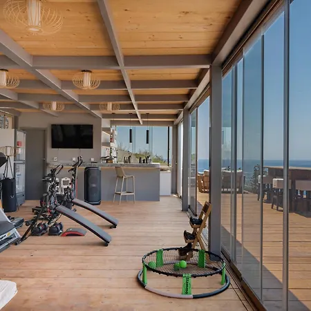 Blueros - Black Stone Μέγας Γιαλός-Νίτες