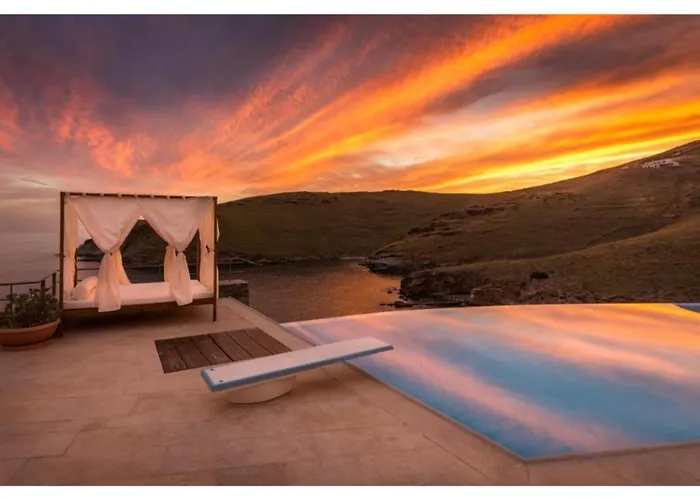 Πανσιόν Blueros - Black Stone Μέγας Γιαλός-Νίτες